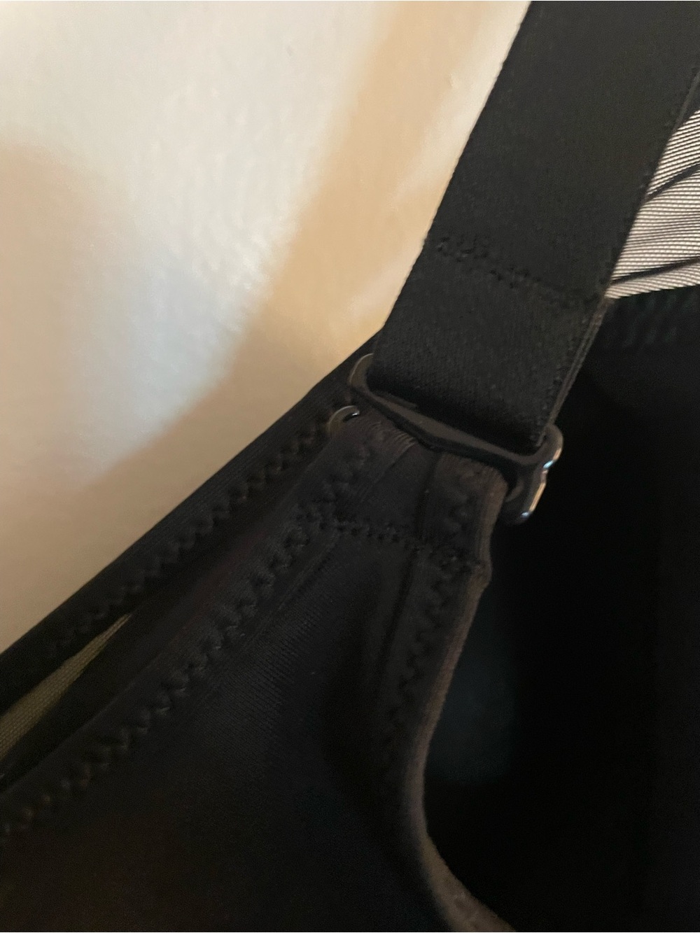 Bali Black Underwire T-Shirt Bra - Picture 5 of 7